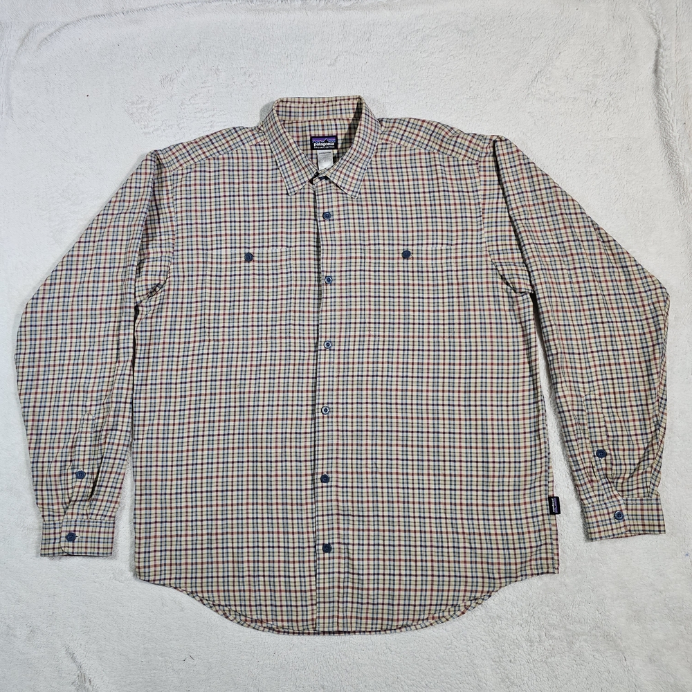 Patagonia  Organic Cotton Check Lightweight Flannel Button Up Shirt Men’s Sz L